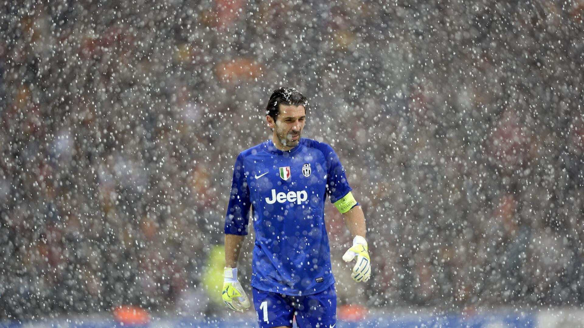 足球医疗论坛聚焦运动损伤与康复，足球医学